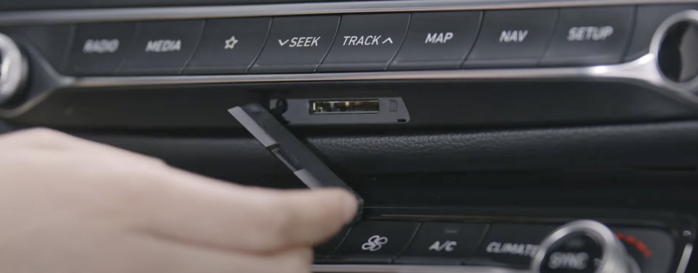 기아 자동차 네비게이션 업데이트 및 무선업데이트(+2023)