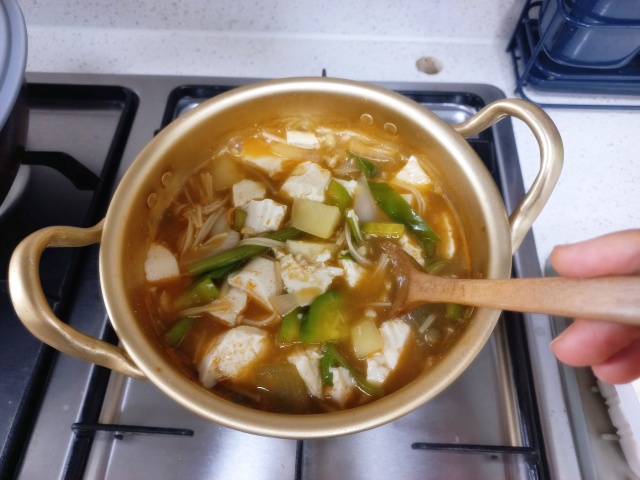 "된장과 뭐가 달라?" 샘표 토장찌개 끓이기