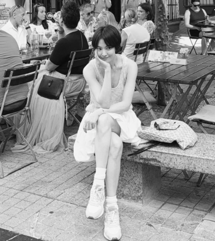 송혜교 4만원대 여행 가방 스페인 감성 폭발 40대 엄마들 인기 데일리백 정보3