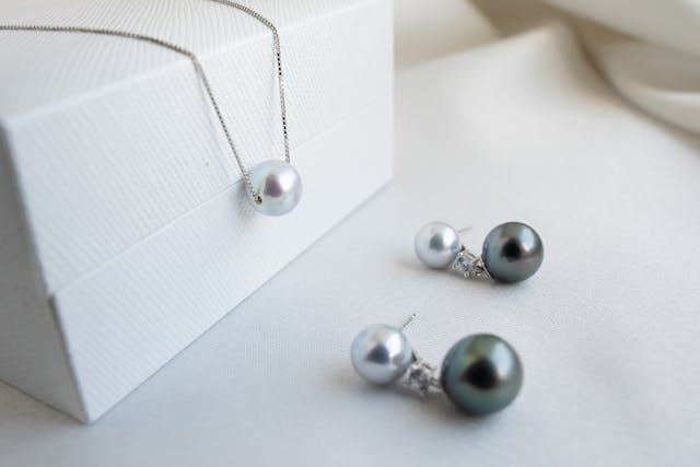 목걸이 꿈&middot;반지 꿈&middot;귀걸이 꿈&middot;선물 꿈&middot;줍는 꿈 해몽 60가지 총정리