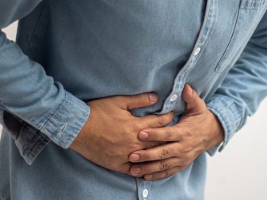 췌장염 증상으로 인한 복통