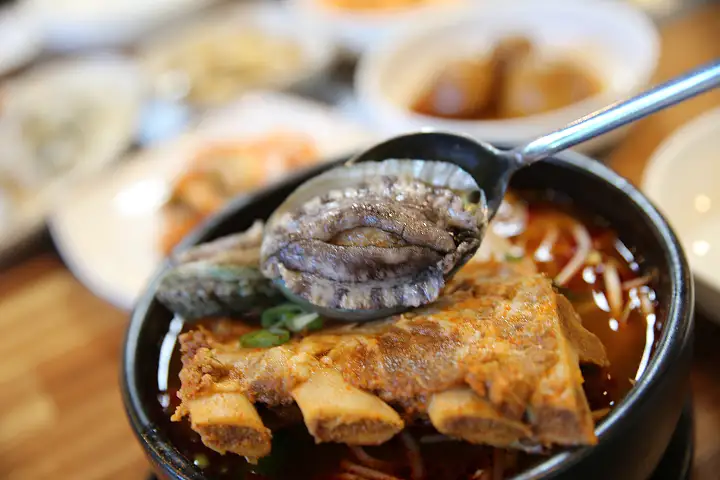 생생정보 문어 해물 감자탕 해물감자탕 맛집