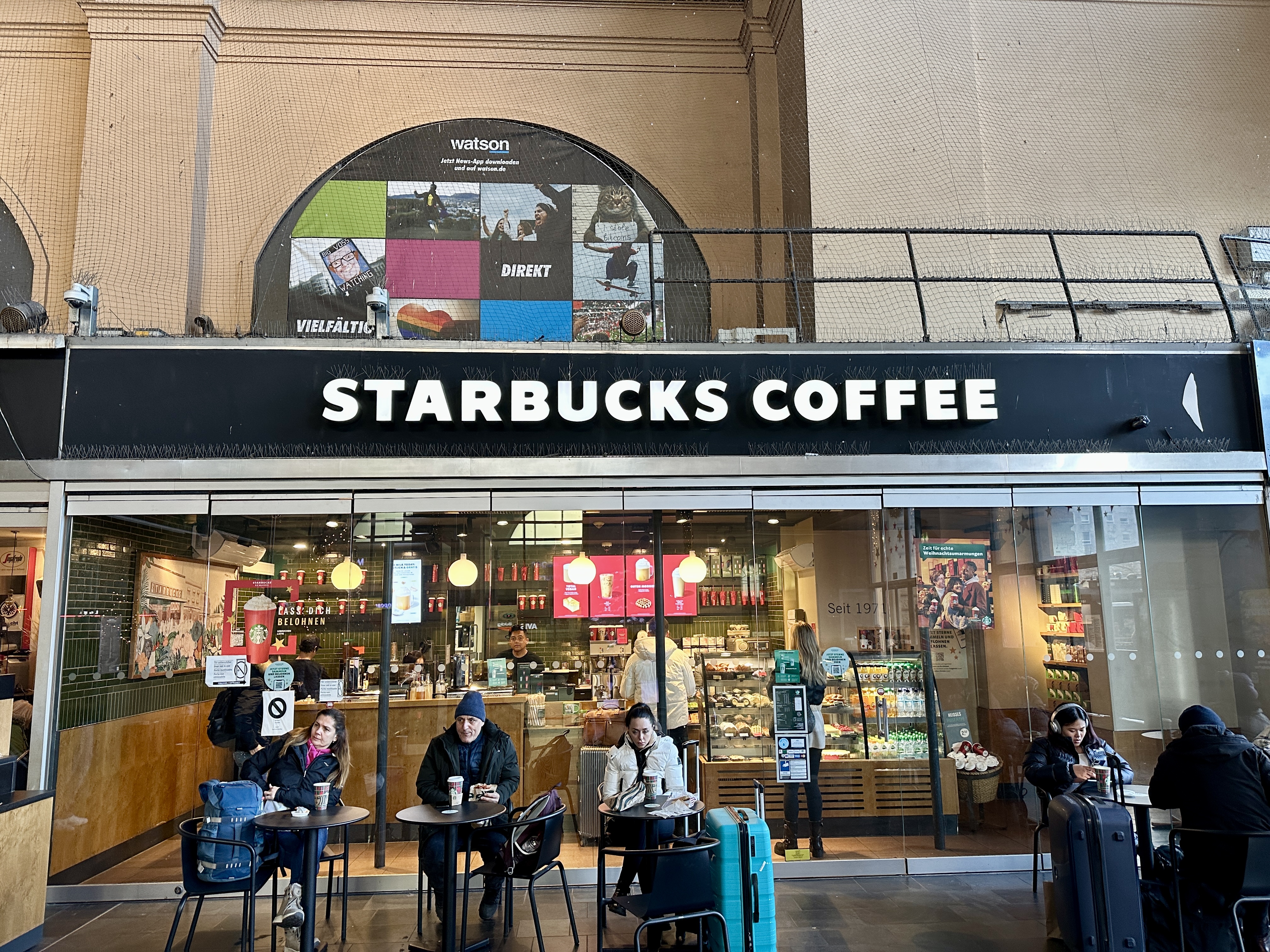 프랑크프루트 중앙역 스타벅스