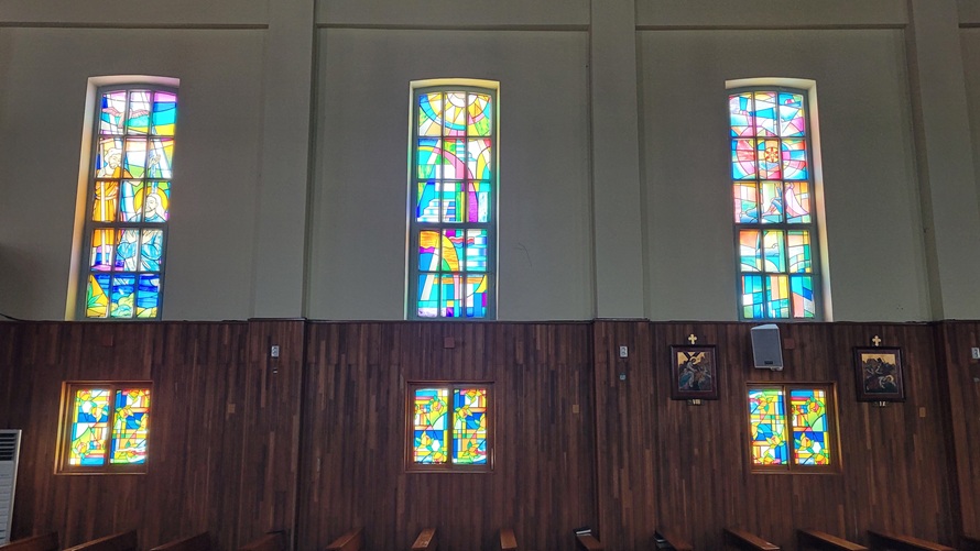 상주 서문동성당 스테인드글라스, 십자가의 길 사진