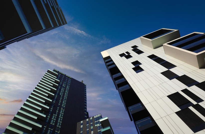 불경기 부동산 경매 전략 관련 이미지