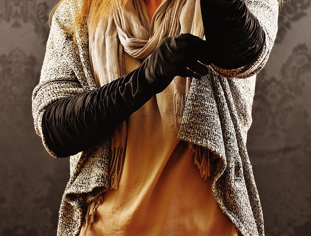 중년 가을 패션 코디 기본 아이템 선택법