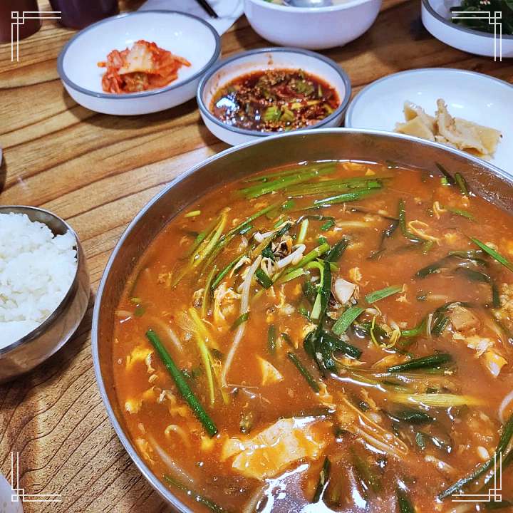 이만기 동네한바퀴 시즌2 홍합 섭국 순두부 두부 구이 해장국 양양 소노호텔 쏠비치 맛집 소개