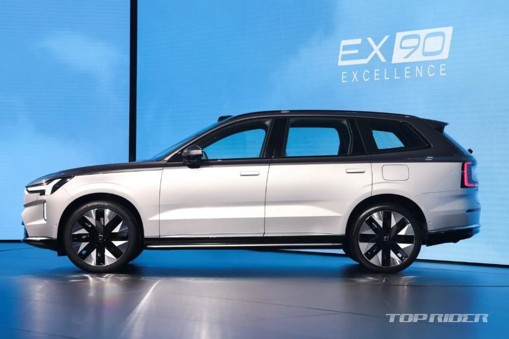 볼보 EX90 엑설런스 공개