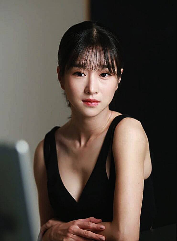 배우-서예지