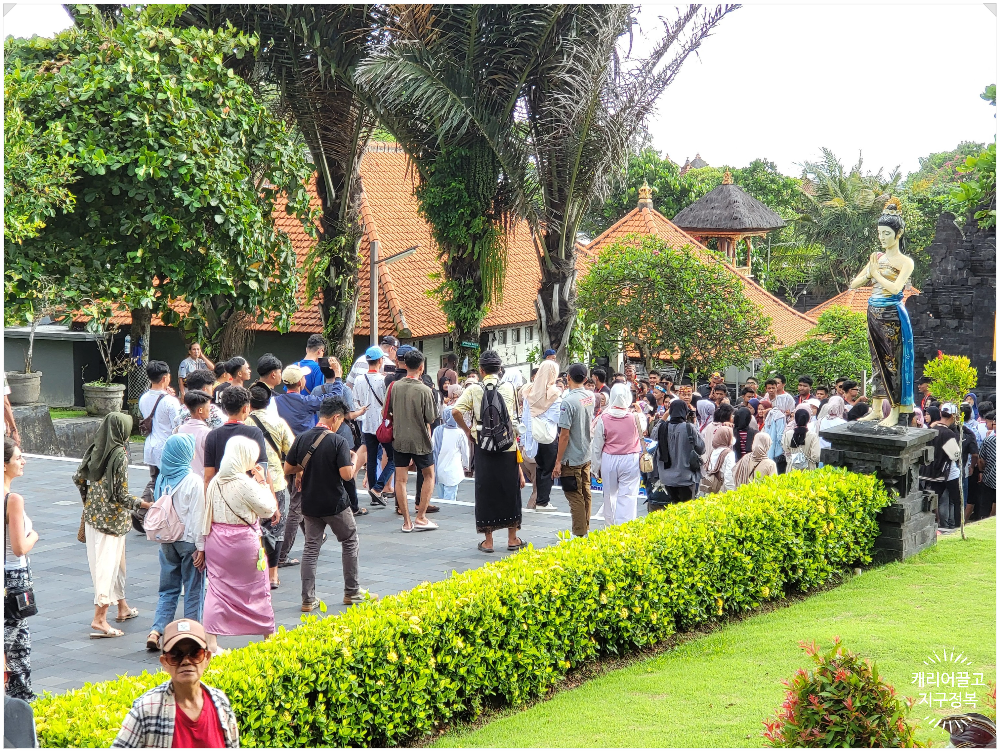 Bali Tanah lot Temple