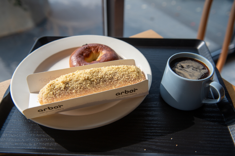 이천 카페 추천 - 베이커리 카페 아르보르