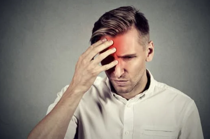 두통의 원인과 종류 치료 방법