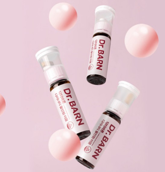 닥터바른-다이너티-낱개로-된-3개의-병과-물방울이-함께-있는-사진입니다.