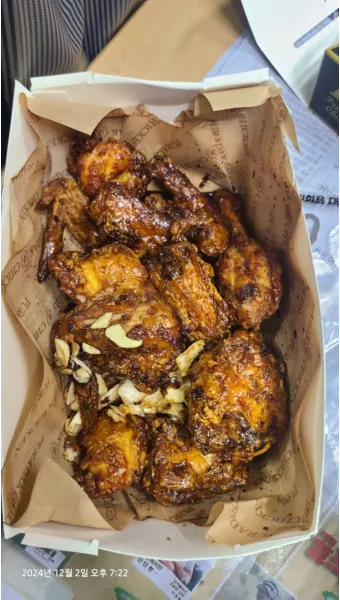 푸라닭 메뉴 치킨 띱띱크런치 고추마요 블랙알리오_10