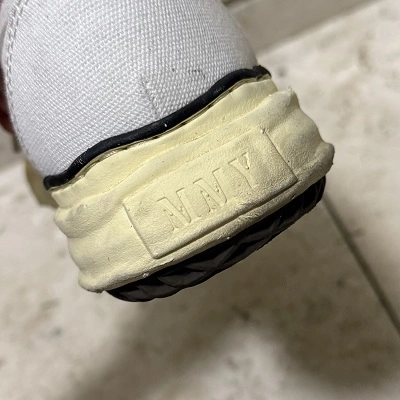 야스히로 뒤축 로고 진품