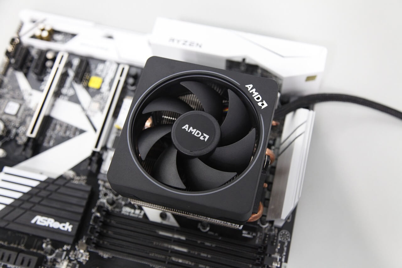 AMD 기업의 컴퓨터 부품