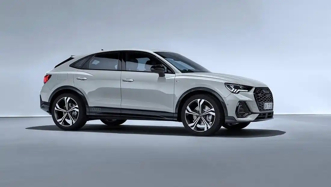 아우디 Q3 스포트백 35 TDI 콰트로 프리미엄 가격 실구매가 모의견적 제원 옵션 카탈로그 가격표 디자인 실내 트렁크 색상 총정리
