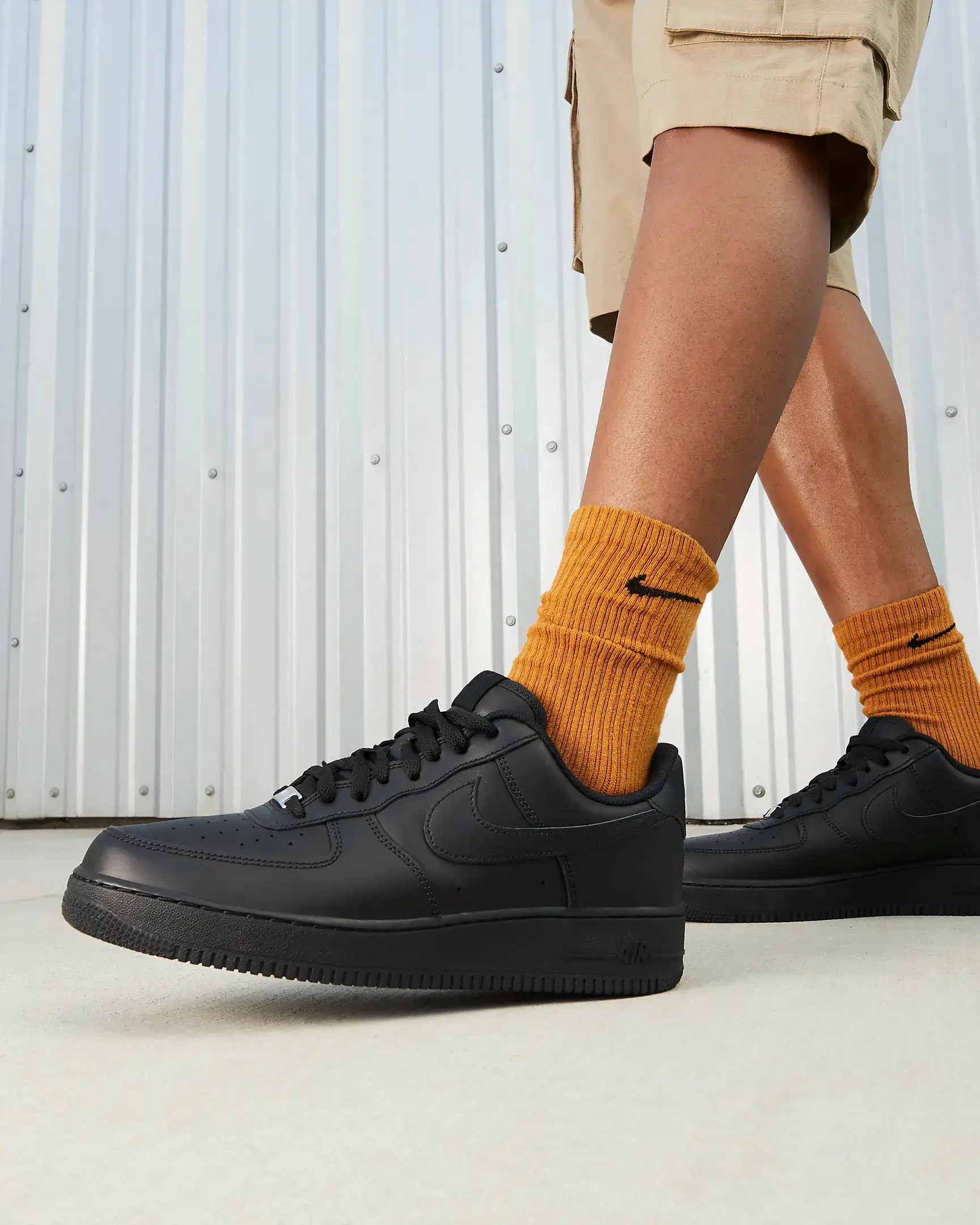 나이키 에어포스 1'07 BEST 색상 조회 및 구매하기