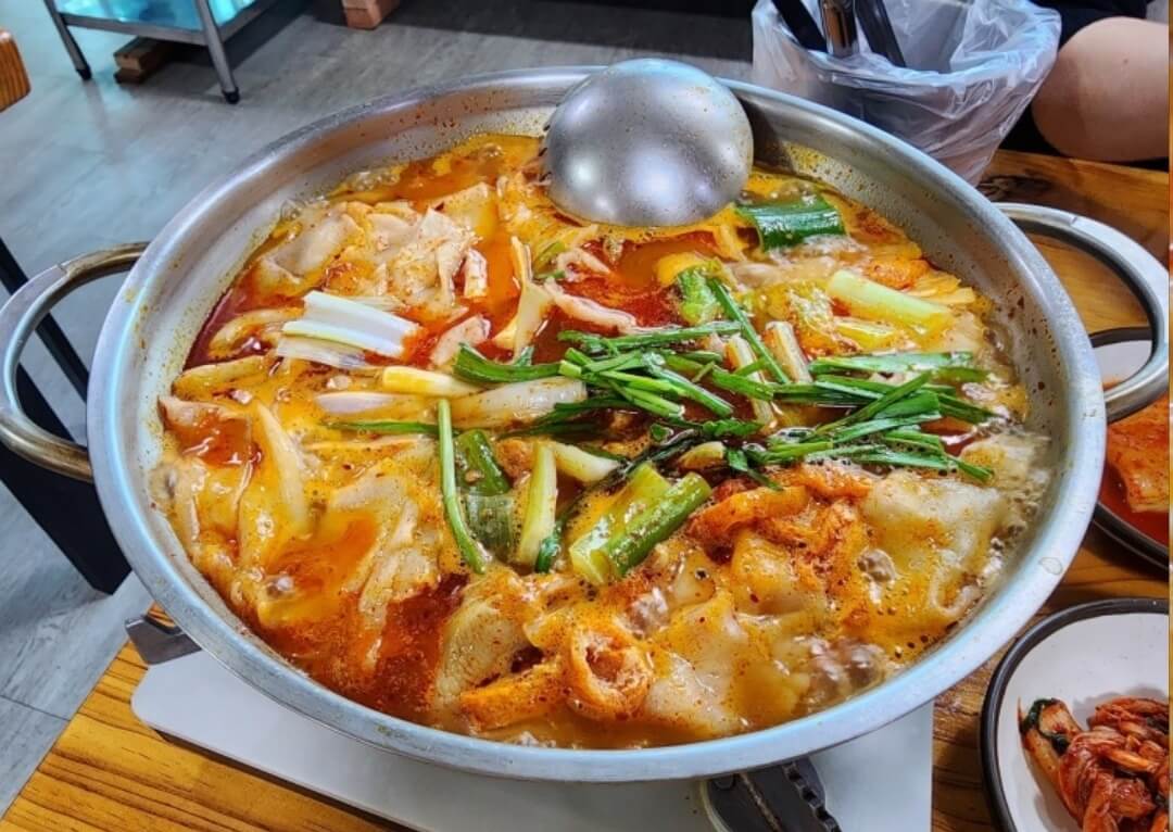 우정힐스 c.c 근처 맛집
