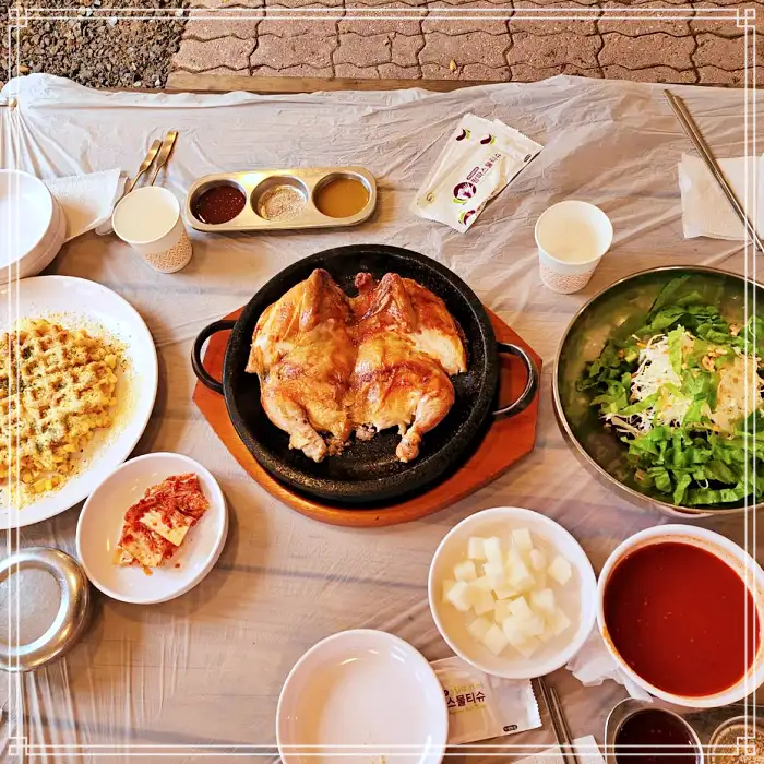 생방송투데이 용인 수지 고기리 누룽지 닭 장작구이 맛집