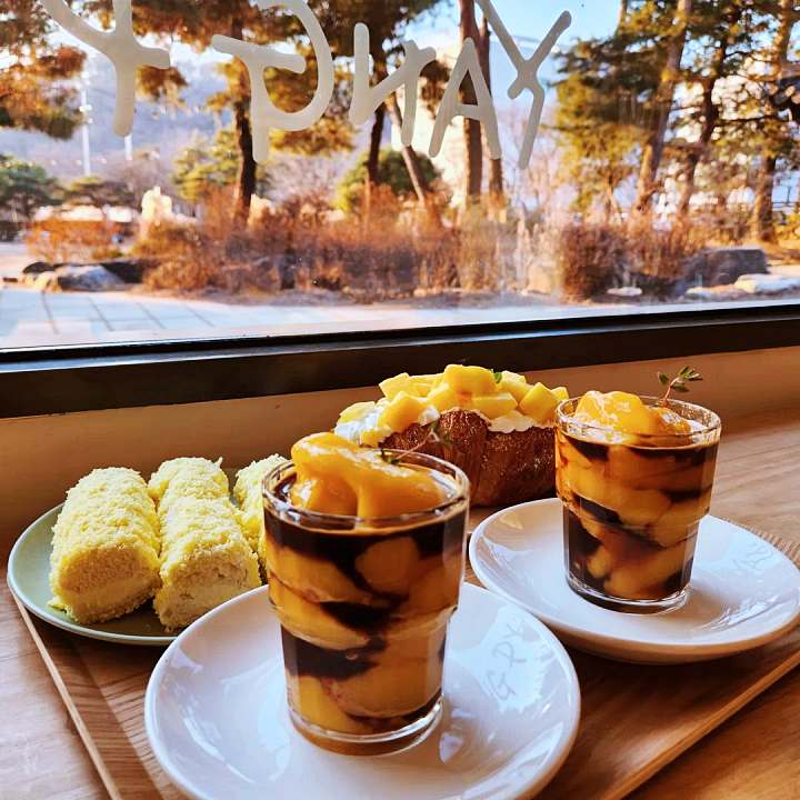 생방송오늘저녁 양평 전참시 이영자 배종옥 망고주스 앙버터 생크림 과일 크로와상 딸기 카스테라 한옥 베이커리 맛집 추천