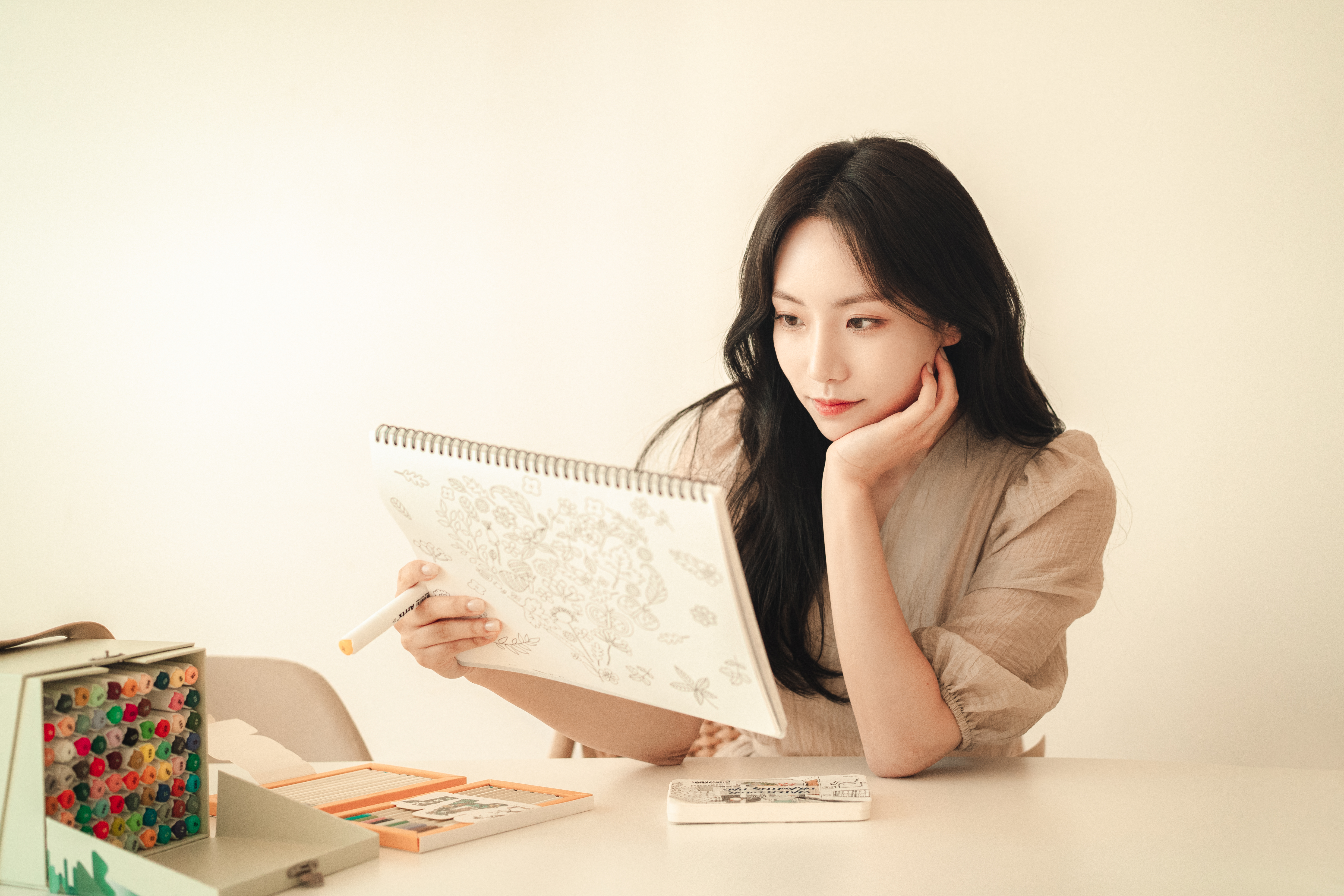 소니 A7C로 촬영한 카페 감성 인물 사진