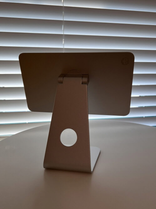 아이패드 마그네틱 거치대