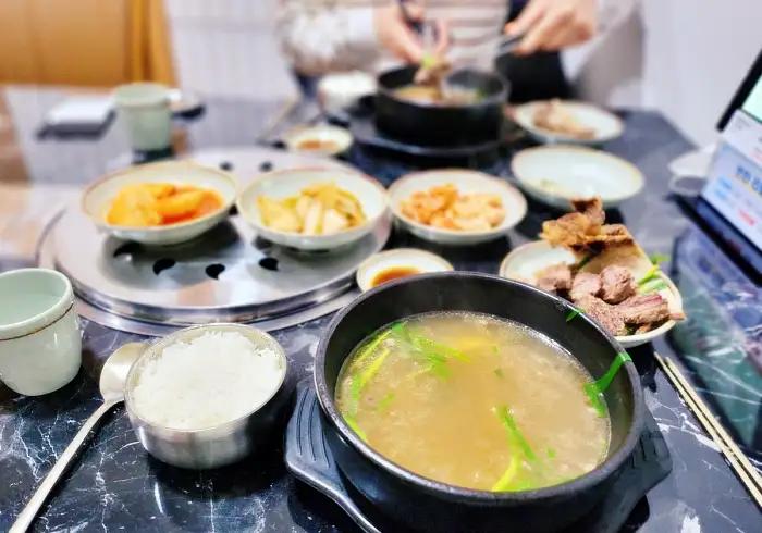 생생정보 상주 헌신동 소한마리 통째로 점심특선 한우탕 맛집