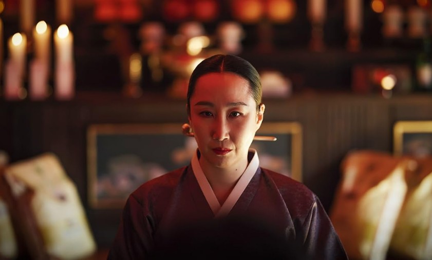 [오컬트 영화 다시보기 추천] 검은 사제들 스핀오프이자 후속작 검은 수녀들 줄거리 등장인물 후기 리뷰 및 비교