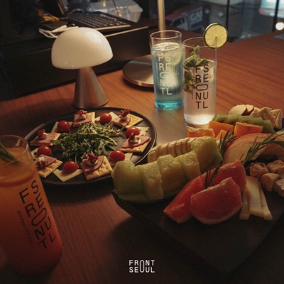 '프론트서울'의 디저트와 음료 사진