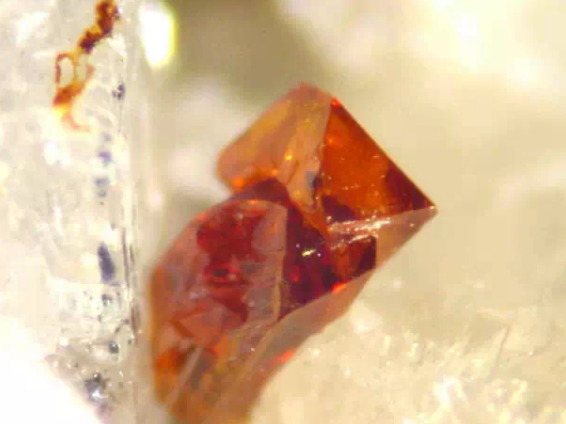 파이로클로르(Pyrochlore)