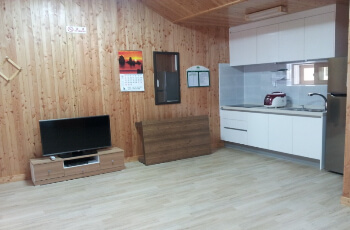 축령산 자연휴양림 숲속의 집 동백 6인실_1