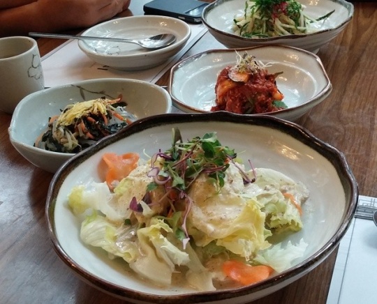 수지 신봉동 한정식집 '연지'