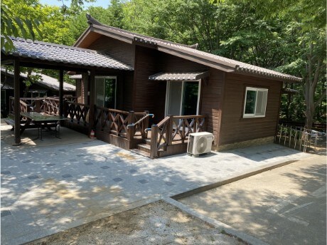숲속의집 10인실 사진