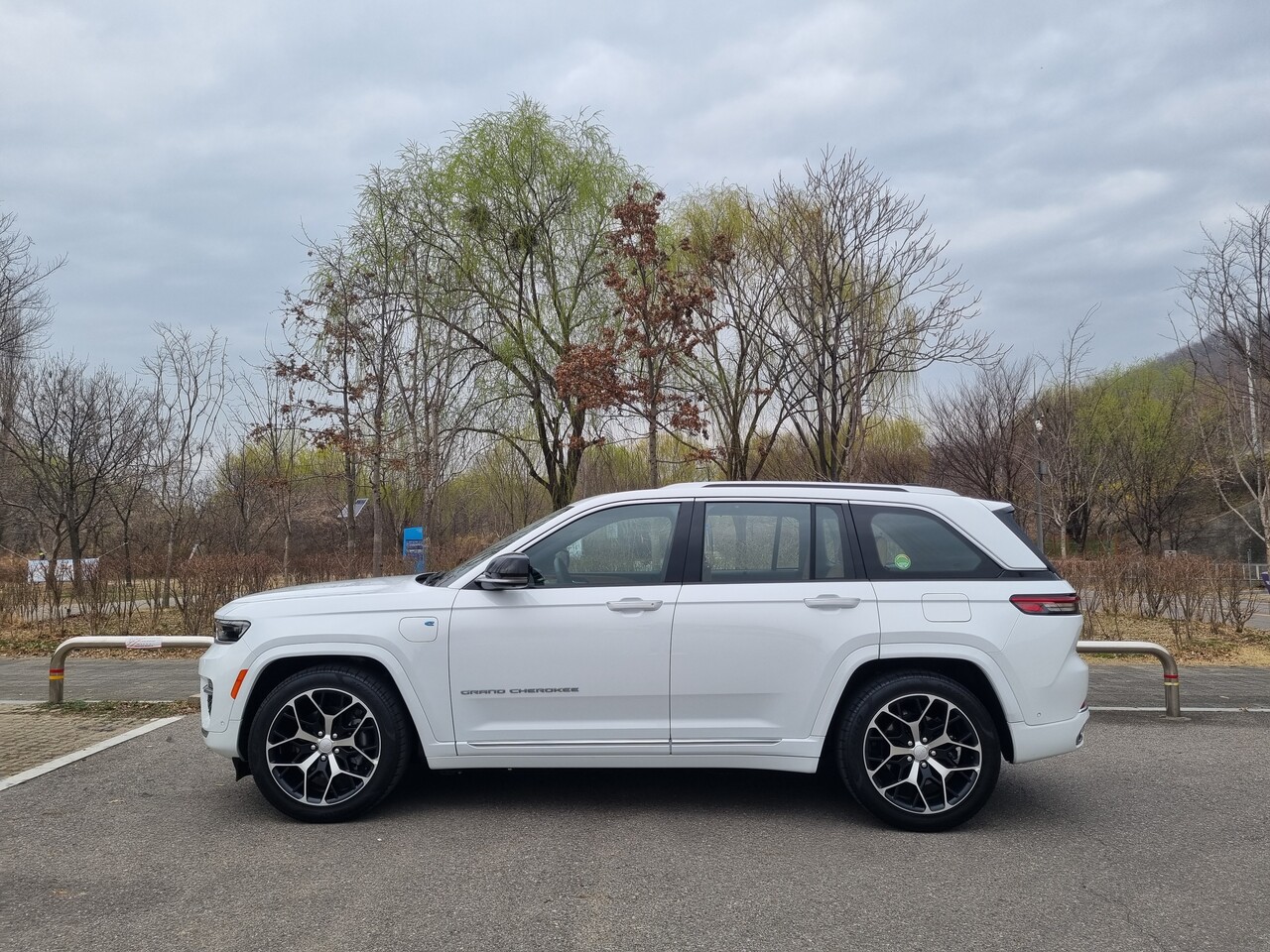 지프 올뉴 그랜드 체로키 4xe