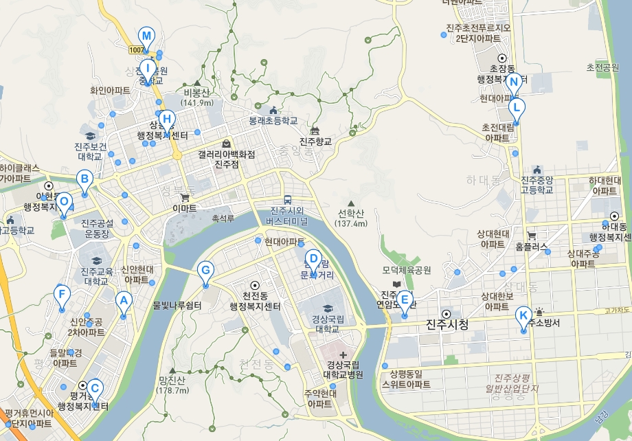 지도에 표시된 여러 이사업체들