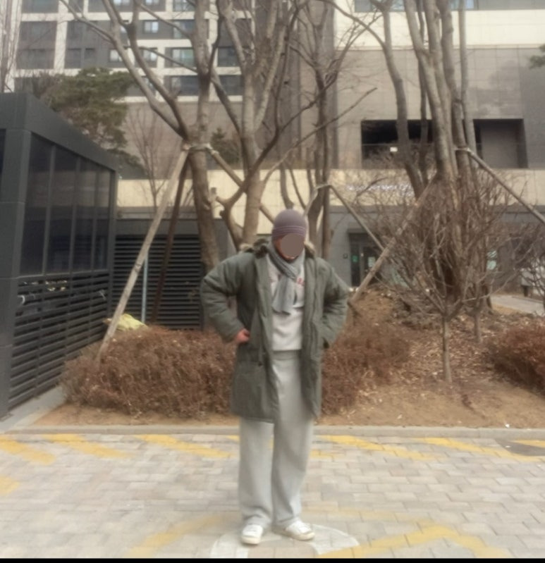 데일리룩('26.1.23.)루오에스펙 울니트비니, 세컨모놀로그 머플러, 유니폼브릿지 에어포스 맨투맨, 로스코 N-3B 파카 점퍼, 토피 트레이닝 팬츠, 나이키 블레이저로우 77