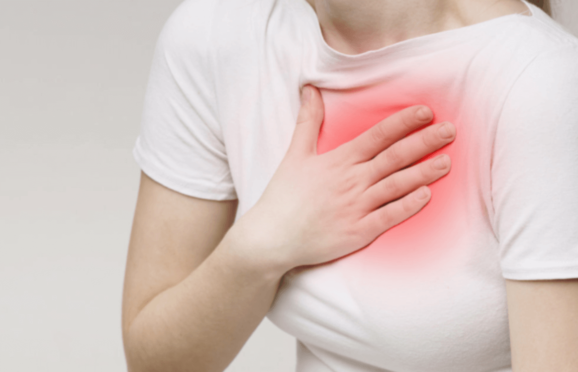 가슴 중앙 통증 원인