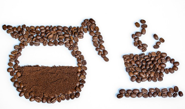 원두로 그린 커피