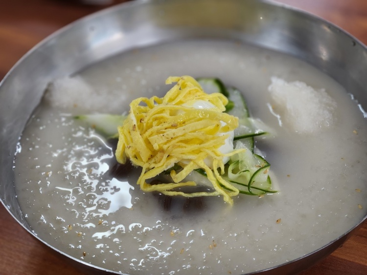 식객 허영만 백반기행 166회 이원종 편 사골 육수에 불향 가득 불고기 살짝 적셔 파와 함께 먹는 강한 블밋 한우 파불고기 충남 부여 맛집 소개