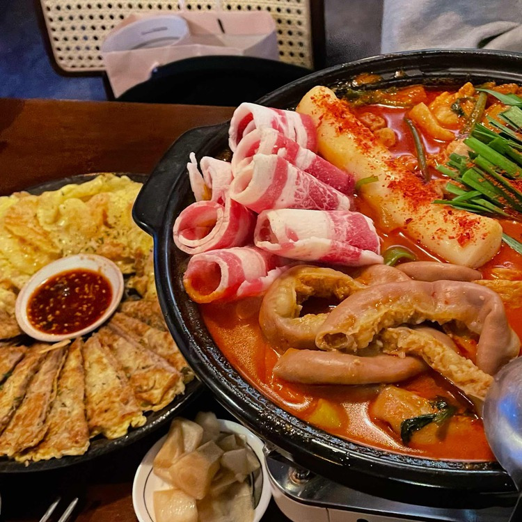 홍대 힙한 막걸리집 '몽주막'