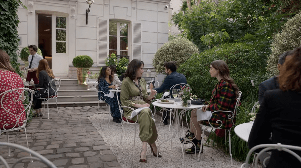 에밀리-파리에-가다-시즌1-5화