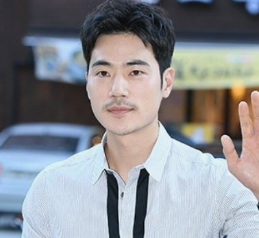 김강우 제육볶음