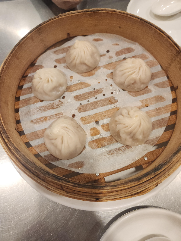 타이베이 샤오롱바오와 대판 야끼: 딘타이펑 vs Goodbeitao, 歐林 vs Mosun Teppanyaki_Goodbeitao_샤오롱바오