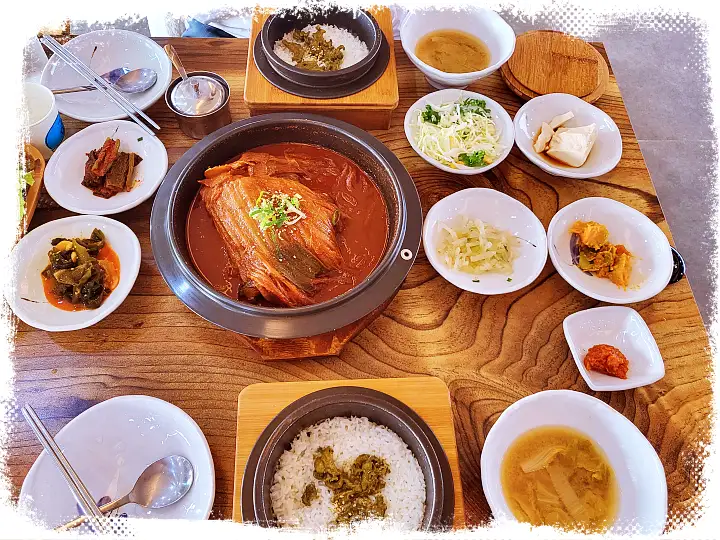 생방송오늘저녁 묵은지 고등어 쌈밥 사계절 꽃이 피는 쌈밥집 전복 솥밥 제주 서귀포 중문 맛집 추천