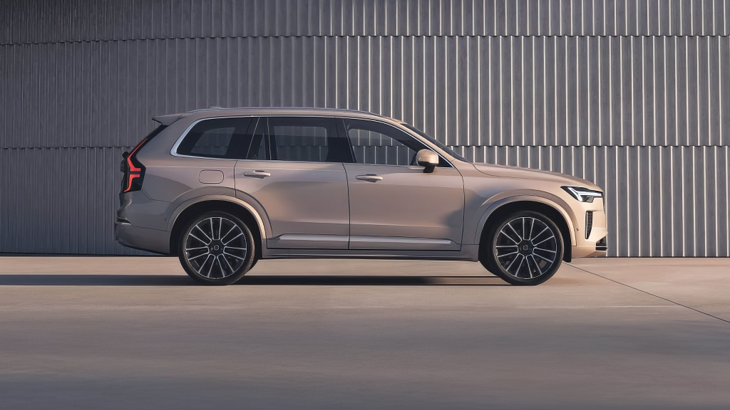 2025๋
ํ ๋ณผ๋ณด XC90 ํ์ด์ค๋ฆฌํํธ ๊ฐ๊ฒฉ ๋์์ธ ์ ์