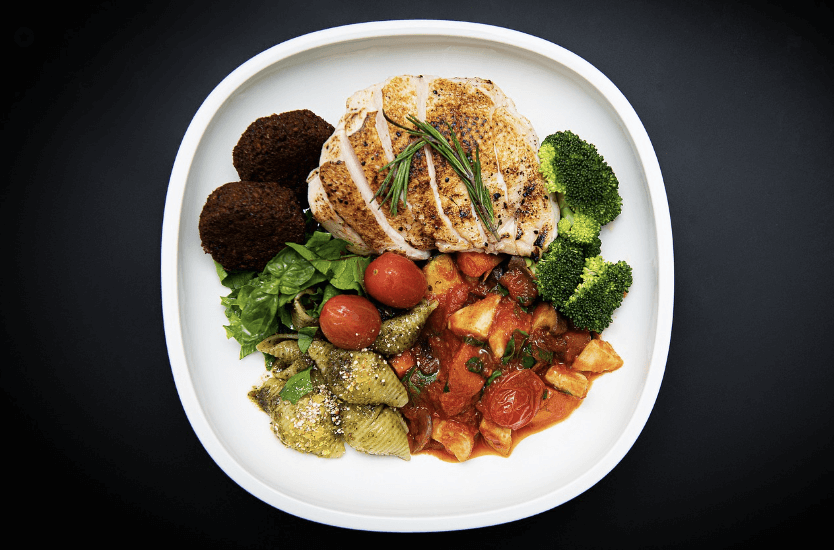 구운 닭가슴살 샐러드