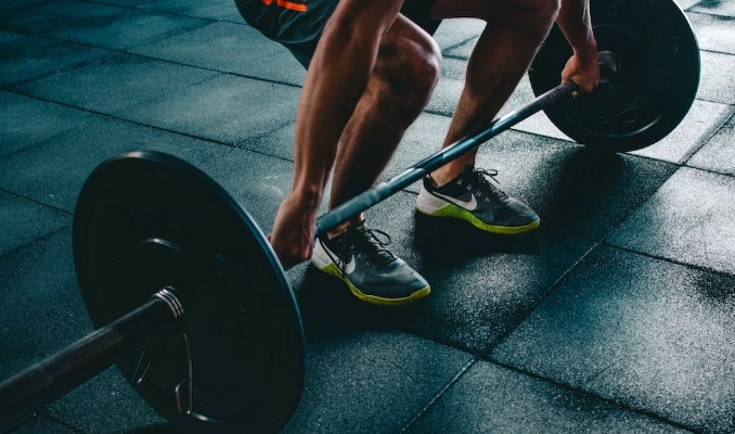 헬스중인-사람-사진