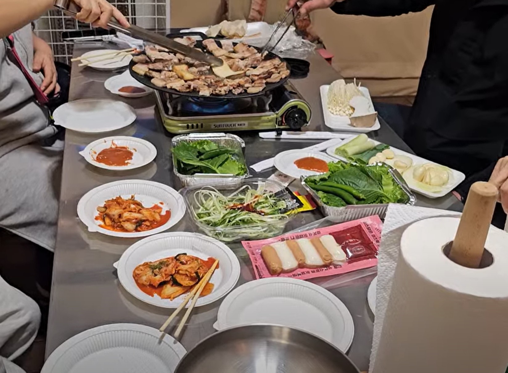 그랜드 바베큐장 내부