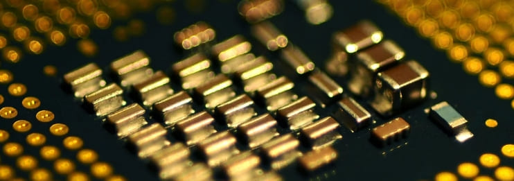 충격! 한국 반도체 경쟁력 6개국 중 5위..."시스템 반도체 최하위"